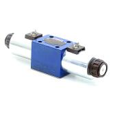 4/3 Wegeventil 4 WE 10 W33 4 WE 10 W33/CG24N9K4 Gebraucht