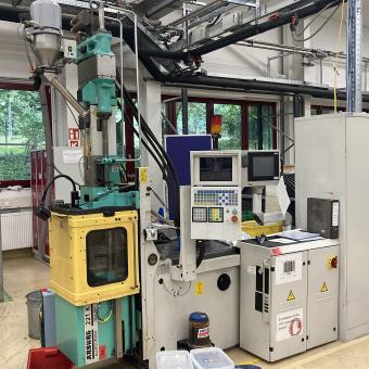 Kunststoffspritzguss-Maschine 