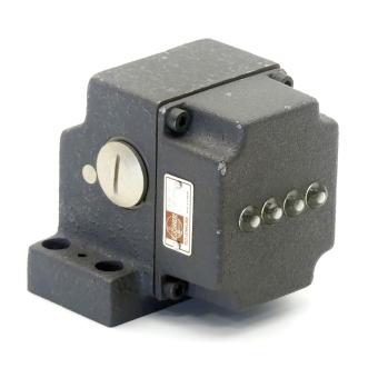 Reihengrenztaster GLBF 04 X12-728L 