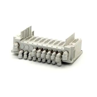 Multi-connection plate (9)  