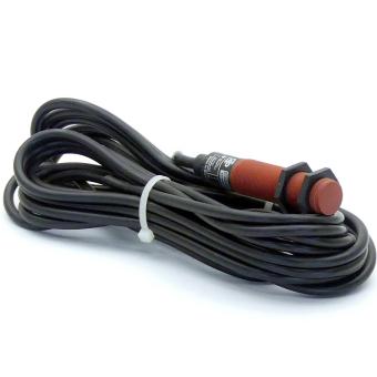 Inductive proximity switch 
