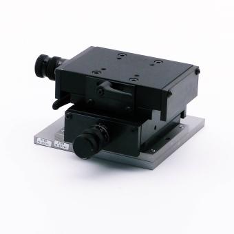 Crossed roller carriage mounting 