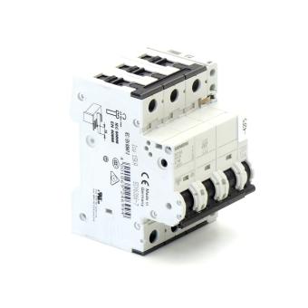 Circuit breaker 