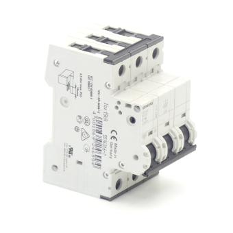 Circuit breaker 