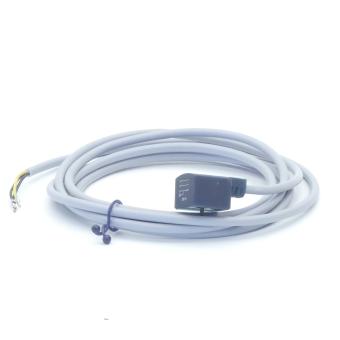 2 Connecting cables 30932 