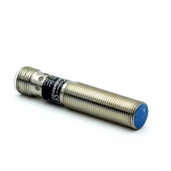 Inductive proximity sensor 