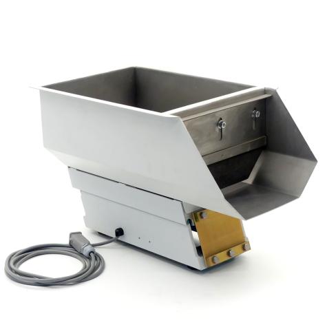 Compact feeder drive with dosing channel  Used