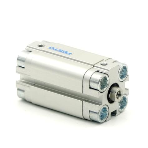 Pneumatic cylinder 156519 Used