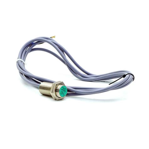 Induktiver Sensor NBB5-18GM40-E2 Neu
