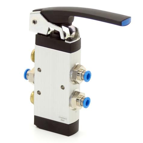 Push-button valve 4500000 Used