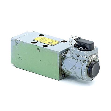 5/2 Directional control valve  Used