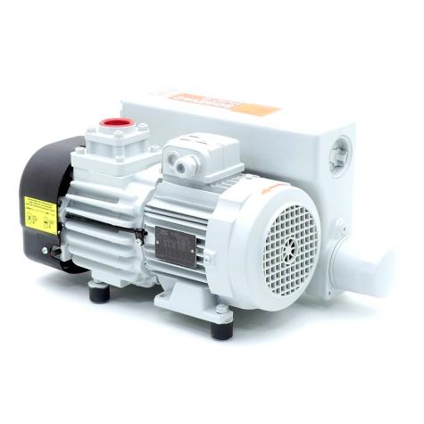 Oil sealed vacuum pumps  New FS