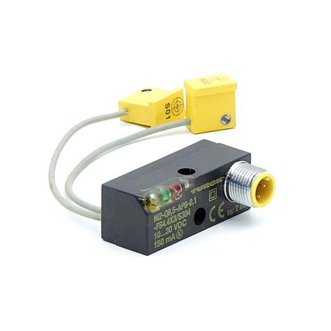 Induktiver Sensor Ni2-Q9,5-AP6-0,1-FS4.4X3/S304 Neuwertig