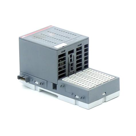 Digitales input/output Modul 1SAP240100R001 Gebraucht