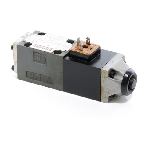 Hydraulic directional control valve  Used