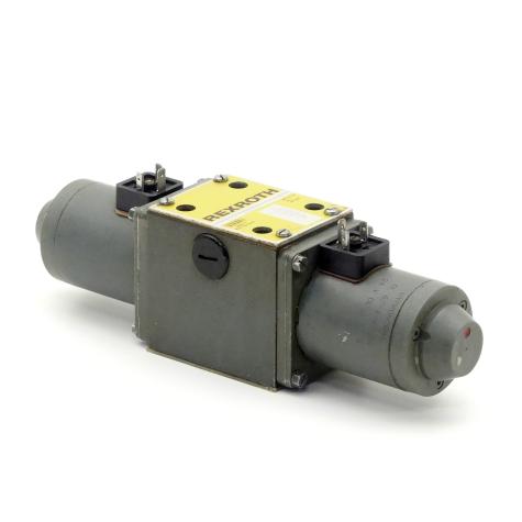 4/3 Directional control valve  Used