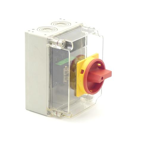 Disconnector with housing  