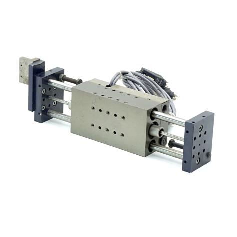 Linear unit  with plug  Used