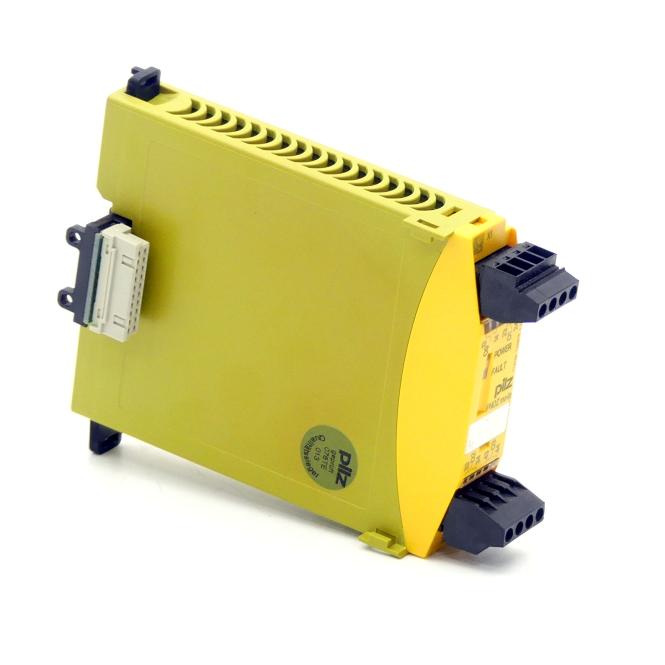 Pilz 773536 Safety Relay for Industrial Automation — Styczniki i przekaźniki