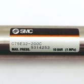 Round Cylinder 32 x 200  New