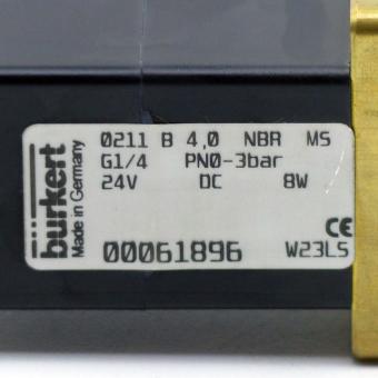 Solenoid Valve 00061896 New open Box