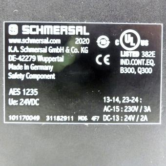 Monitoring magnetic safety sensors 
