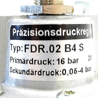 Precision pressure regulator 