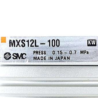 Pneumatic compact slide 