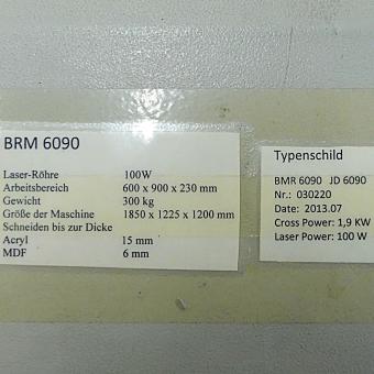 CO₂-Laserschneid- und Graviermaschine  Gebraucht