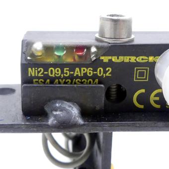 Induktiver Sensor Ni2-Q9,5-AP6-0,2-FS4.4X3/S304 