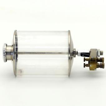 Multiple drip feed oiler 