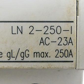 Switch disconnector 