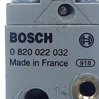 5/2 Directional control valve 0 820 022 032 Used