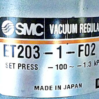 Vacuum regulator  