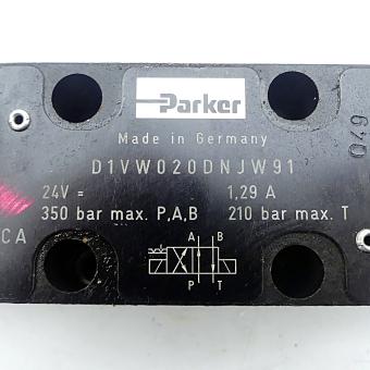 4/2 - Directional control valve  Used