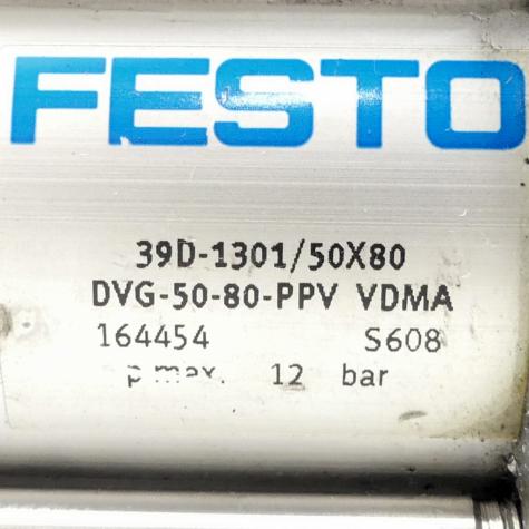 Pneumatic cylinder 164454 Used
