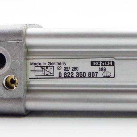 Kompaktzylinder 32 x 250  Neu