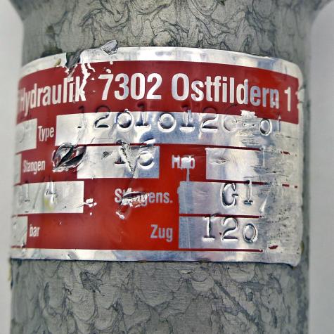 Hydraulikzylinder 32 x 125  Neu