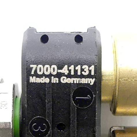 T-Stück SlimLine M12 St. / 2x M12 Bu. A-kod.  Neu