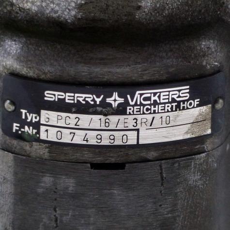 High pressure gear Pump 1074990 Used
