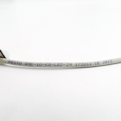 Proximity switch 173211 Used