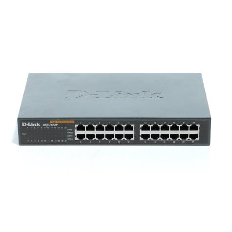 24-Port Fast Ethernet Switch DES-1024D Neuwertig