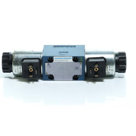 Hydraulic directional control valve  Used