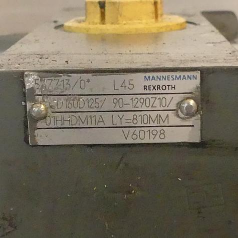 Hydraulic cylinder 567713/0 L45 New
