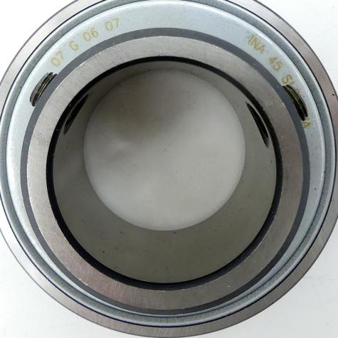 Clamping bearing GAY40-NPP-B in the pack of 3  New FS