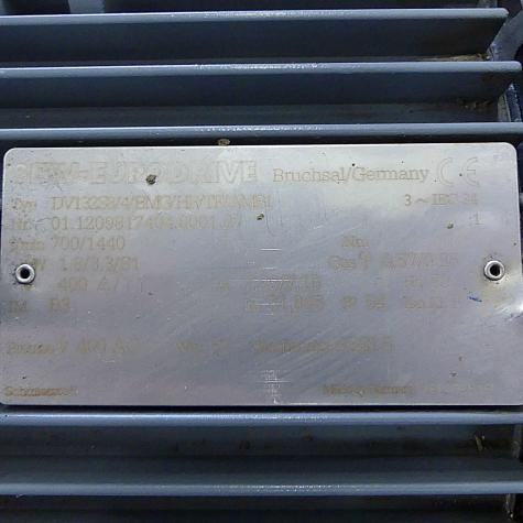 three-phase motor DV132S8/4/BMG/HR/TF/AMB1 Used