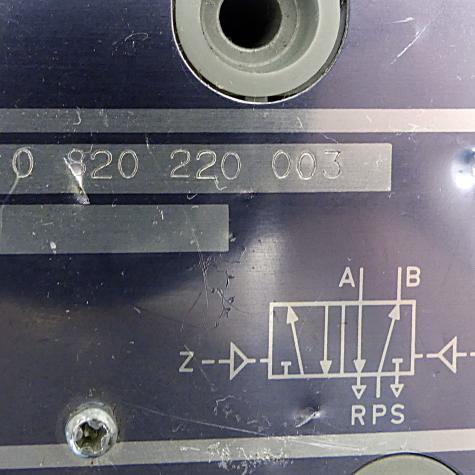 5/2 control valve  Used
