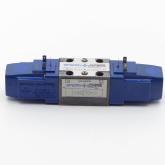 4/3 Wegeventil DG4V 32CUD10S300+D DG4V 3 2C U D10 S300+D Gebraucht