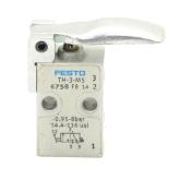 Finger lever valve 6758 Used