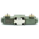 4/3 way valve  Used